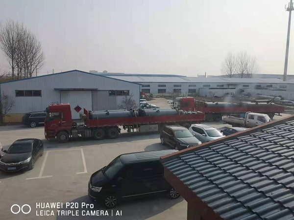 三月中旬，石墨設(shè)備發(fā)貨不停